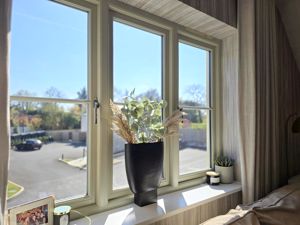 Photo 21- click for photo gallery